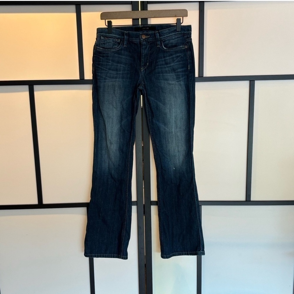 Joe's Jeans The Provocateur Bootcut Jeans distressed denim. Size 27